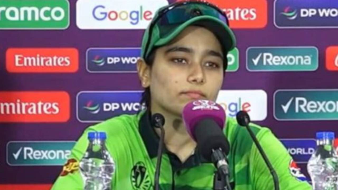 Fatima Sana : భారత్తో మ్యాచ్కు ముందు పాక్ కెప్టెన్ ఫాతిమా సనా కీలక వ్యాఖ్యలు.. హర్మన్ పై ప్రశంసల జల్లు.. Fatima Sana : భారత్తో మ్యాచ్కు ముందు పాక్ కెప్టెన్ ఫాతిమా సనా కీలక వ్యాఖ్యలు.. హర్మన్ పై ప్రశంసల జల్లు..
