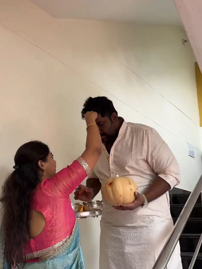Comedian Viva Harsha Dasara Special Pooja To Vehicles with Wife