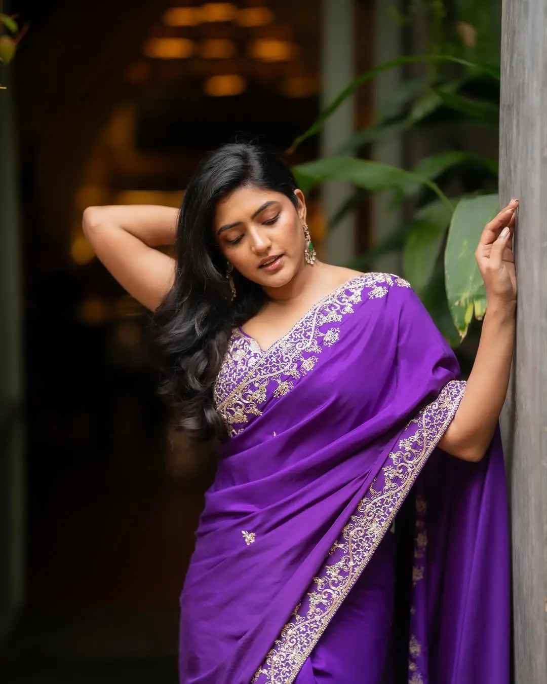 Hot beauty Eesha Rebba latest photos are going viral on social media. (1)