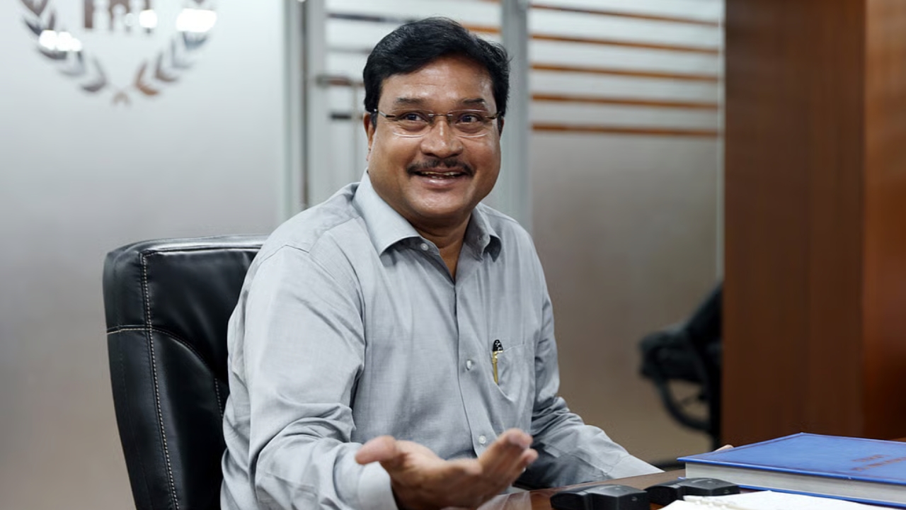 ఇల్లీగల్‌గా పర్మిషన్ ఇచ్చిన అధికారులపై షాకింగ్ కామెంట్స్ చేసిన రంగనాథ్‌