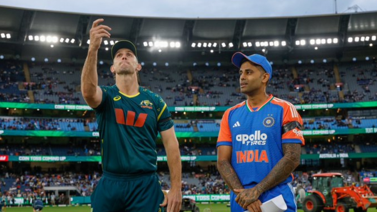 IND vs AUS : భారత దురదృష్టం కంటిన్యూ.. 19వ సారి టాస్ గెలిచిన మిచెల్ మార్ష్.. అర్ష్దీప్ సింగ్కు నో ప్లేస్.. IND vs AUS : భారత దురదృష్టం కంటిన్యూ.. 19వ సారి టాస్ గెలిచిన మిచెల్ మార్ష్.. అర్ష్దీప్ సింగ్కు నో ప్లేస్..