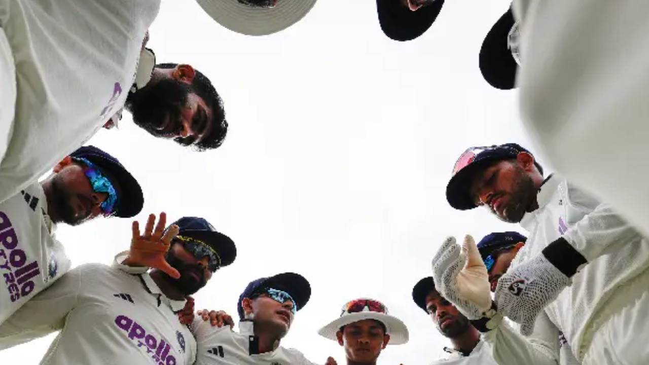 IND vs WI : మూడో రోజు ప్రారంభమైన ఆట.. ఇన్నింగ్స్ను డిక్లేర్ చేసిన భారత్.. IND vs WI : మూడో రోజు ప్రారంభమైన ఆట.. ఇన్నింగ్స్ను డిక్లేర్ చేసిన భారత్..
