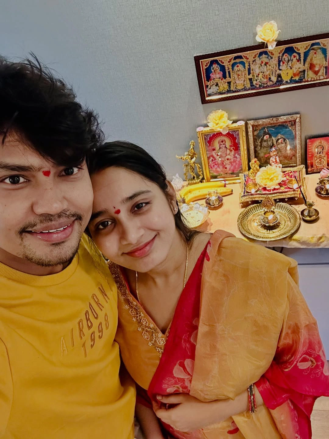 Jabardasth Kevvu Kartheek Diwali Celebrations with Wife