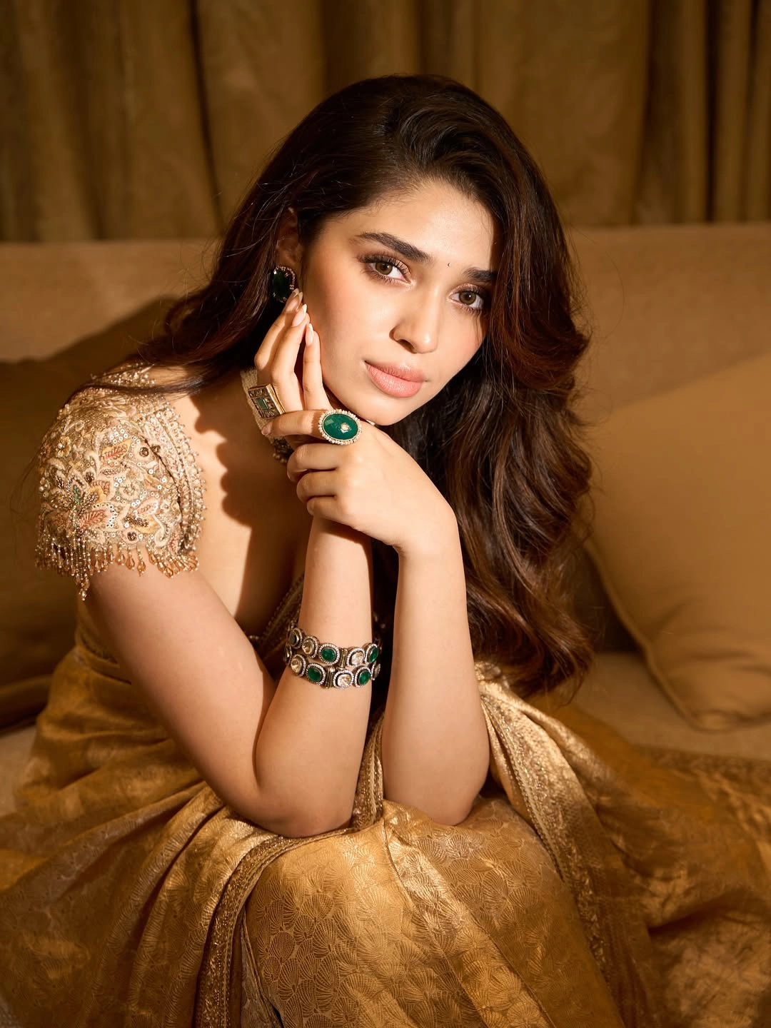 Krithi Shetty Shines in Saree for Diwali