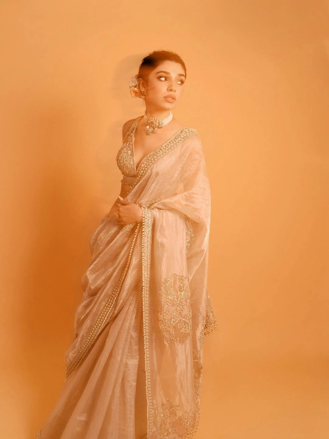 Krithi Shetty Shines in Saree for Diwali