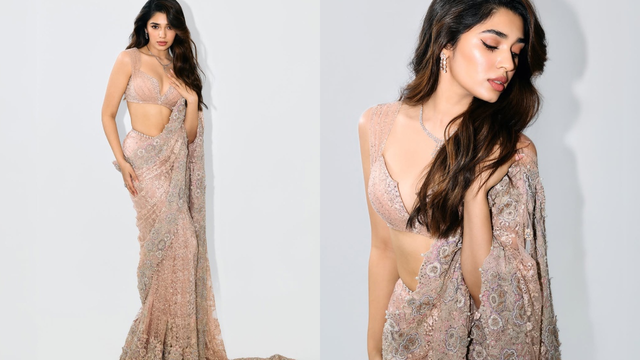 Krithi Shetty : చీరలో హాట్ ఫోజులతో వైరల్ అవుతున్న కృతిశెట్టి..