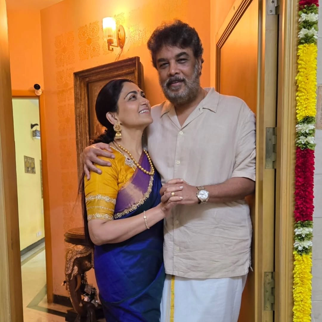 Kushboo Sundar Diwali Celebrations with Family