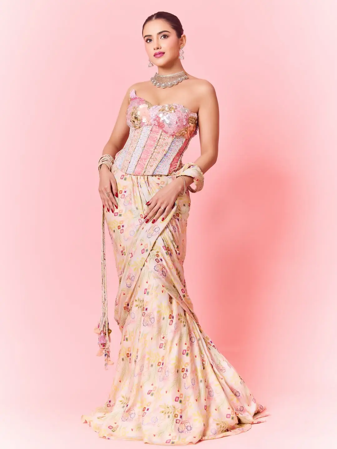 Malavika sharma latest photoshoot goes viral on social media
