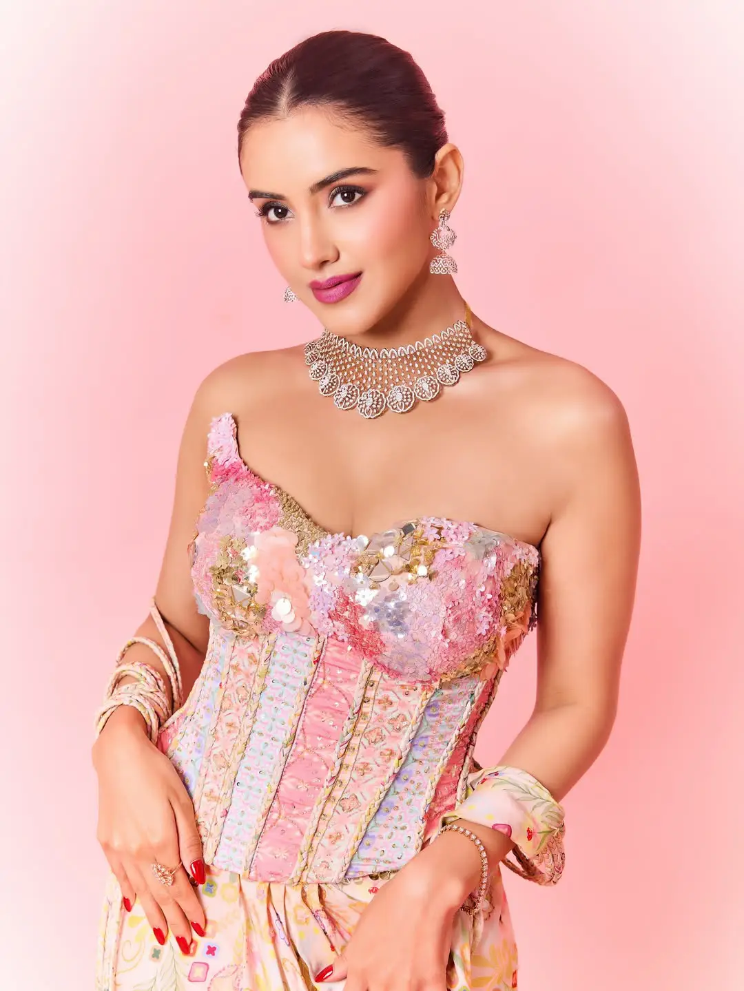 Malavika sharma latest photoshoot goes viral on social media