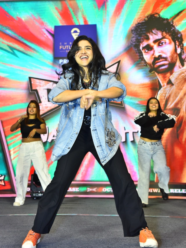 Mamitha Baiju Cute Photos at Dude Movie Pre Release Event