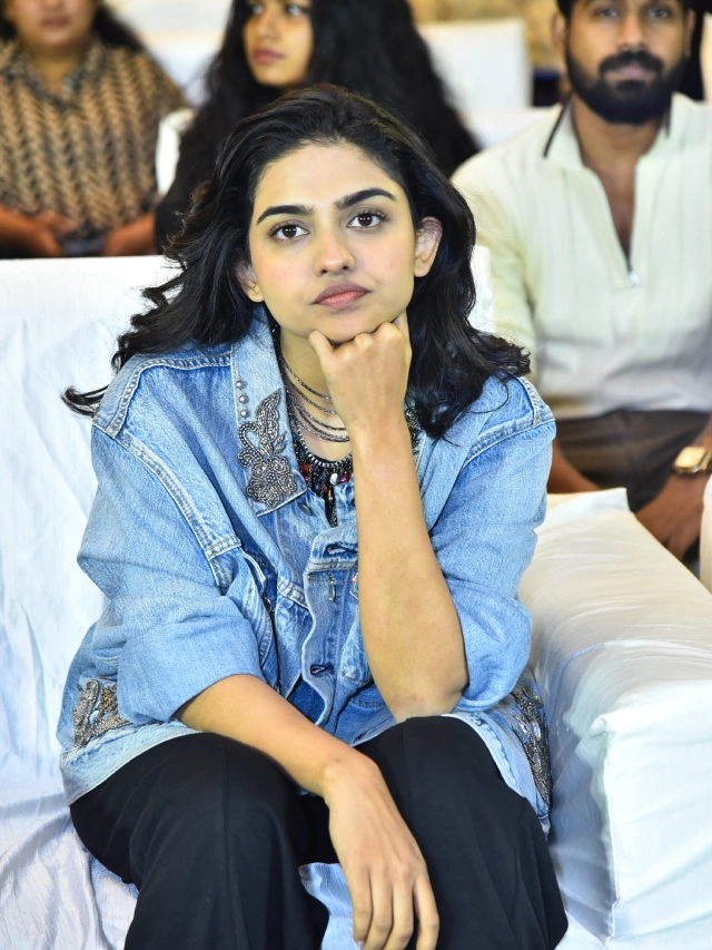 Mamitha Baiju Cute Photos at Dude Movie Pre Release Event