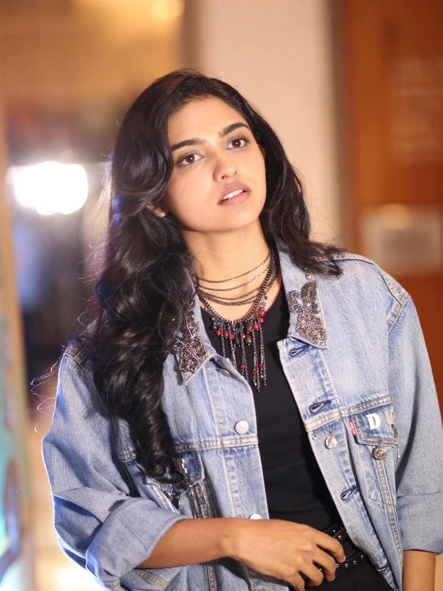 Mamitha Baiju Cute Photos at Dude Movie Pre Release Event