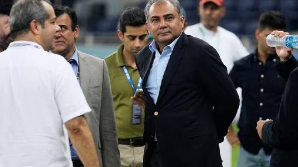 Mohsin Naqvi to get gold medal from Pakistan for running away with Asia Cup trophy Report