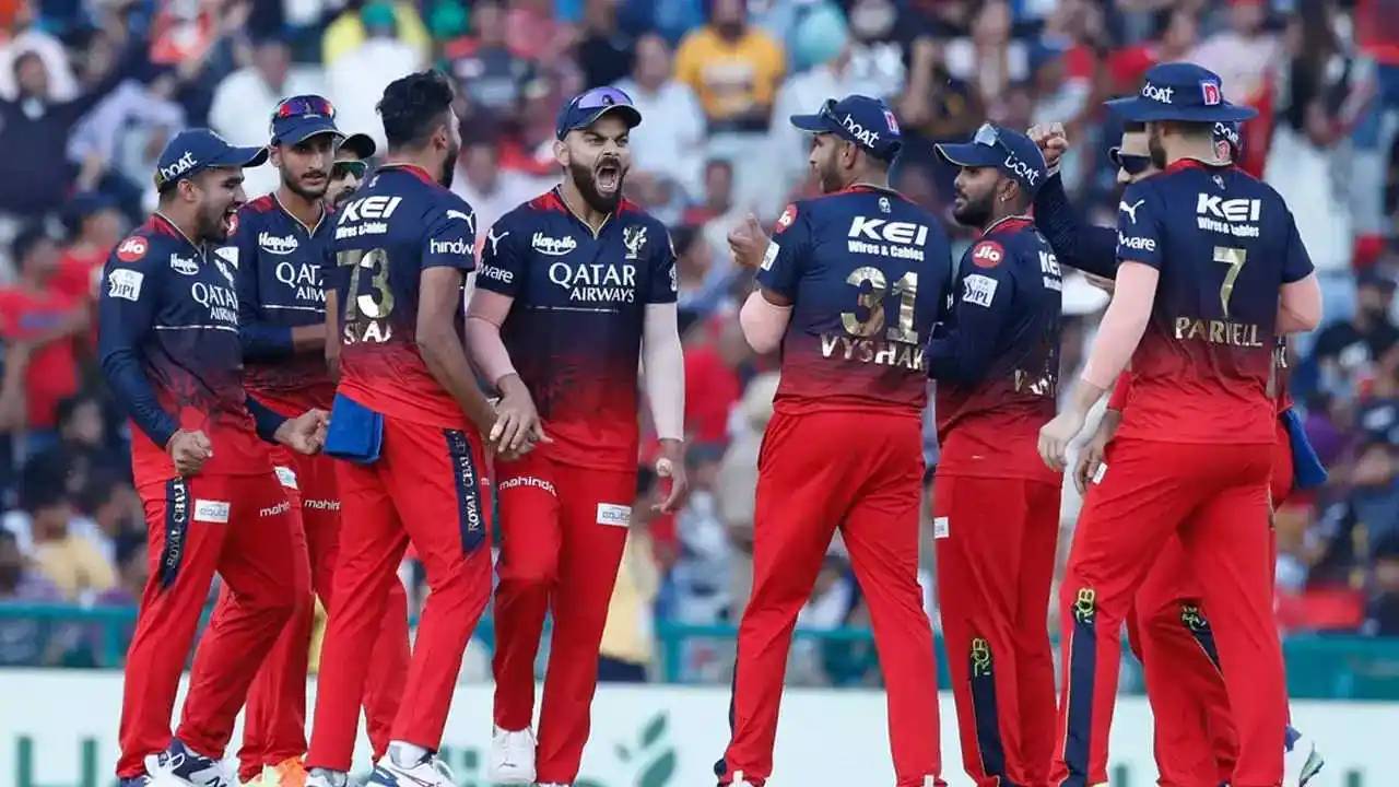 రూ.1,77,50,21,00,000కు ఆర్సీబీని ఆయన కొంటున్నారా? కళ్లుచెదిరే డీల్.. చరిత్రలోనే అతిపెద్ద ఒప్పందం రూ.1,77,50,21,00,000కు ఆర్సీబీని ఆయన కొంటున్నారా? కళ్లుచెదిరే డీల్.. చరిత్రలోనే అతిపెద్ద ఒప్పందం