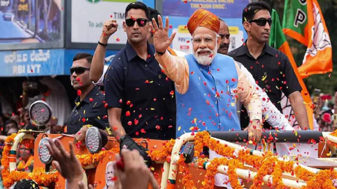 PM Modi AP Tour : ఏపీలో ప్రధాని మోదీ పర్యటన.. శ్రీశైలం, కర్నూలులో మోదీ మినిట్ టు మినిట్ పర్యటన షెడ్యూల్ ఇదే.. PM Modi AP Tour : ఏపీలో ప్రధాని మోదీ పర్యటన.. శ్రీశైలం, కర్నూలులో మోదీ మినిట్ టు మినిట్ పర్యటన షెడ్యూల్ ఇదే..