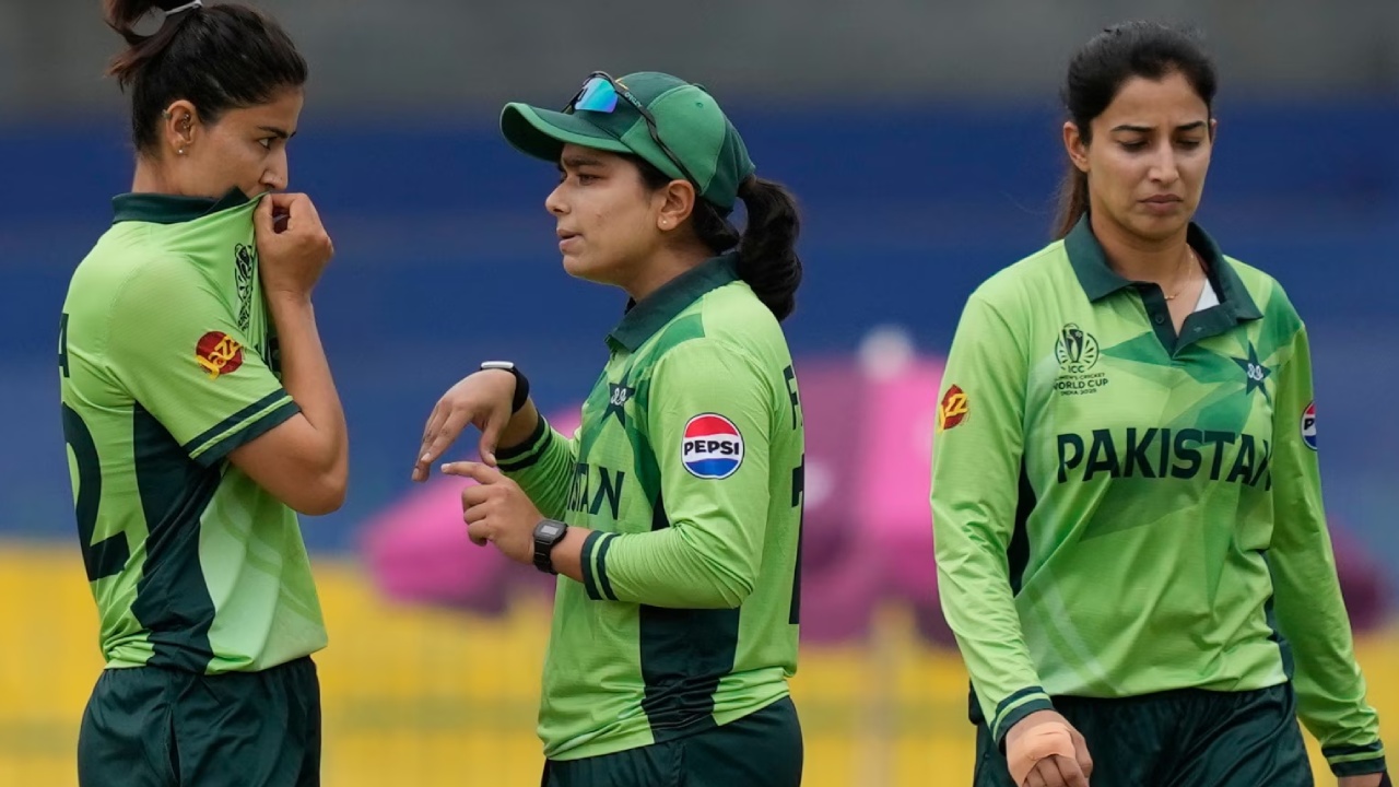 Womens World Cup 2025 : మహిళల వన్డే ప్రపంచకప్ నుంచి పాక్ ఔట్.. ఫైనల్ ఇక భారత్లోనే.. Womens World Cup 2025 : మహిళల వన్డే ప్రపంచకప్ నుంచి పాక్ ఔట్.. ఫైనల్ ఇక భారత్లోనే..