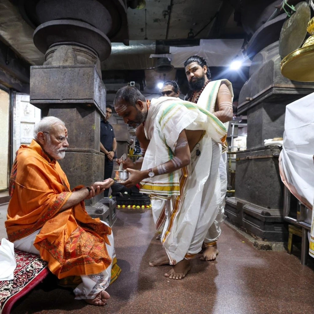 Pm Modi Srisailam Temple Visit Photos