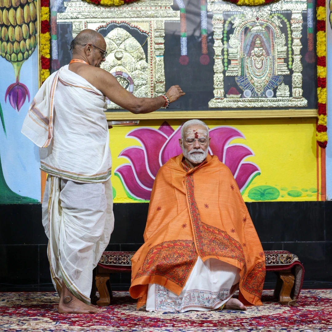 Pm Modi Srisailam Temple Visit Photos