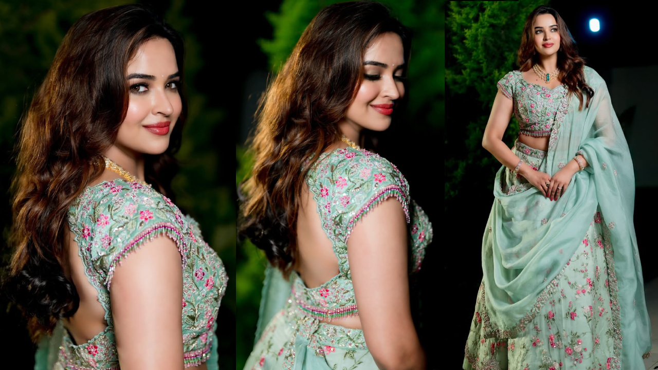 Pujita ponnada latest photoshoot trending on social media