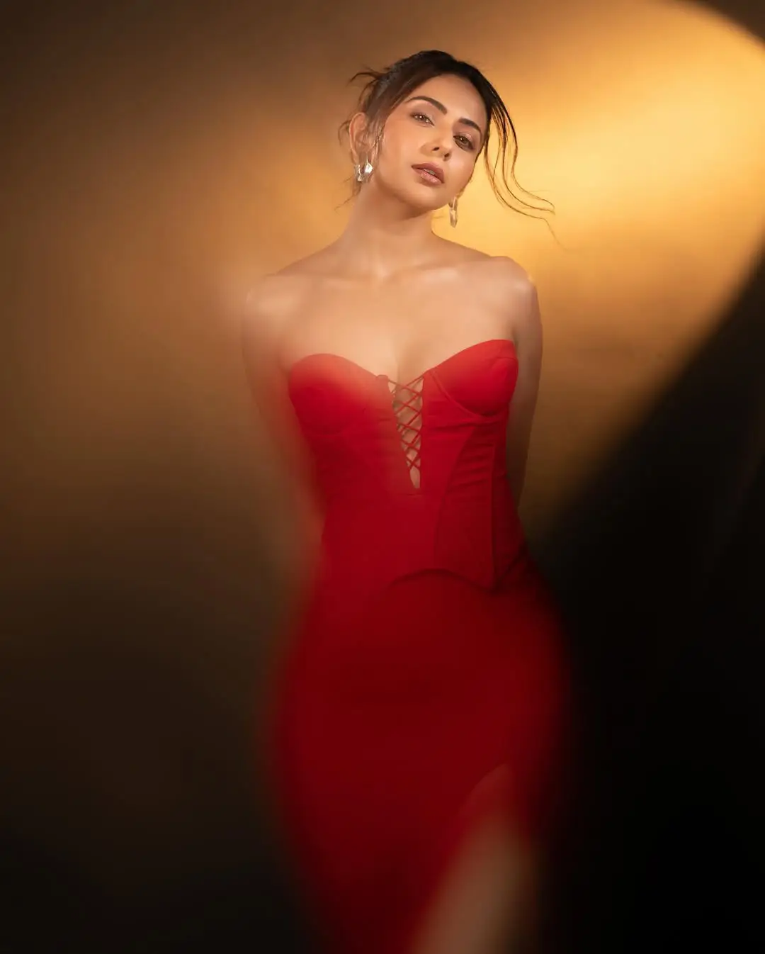 Rakul preet singh latest photoshoot goes viral on social media