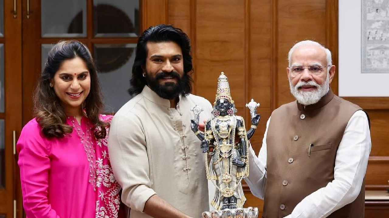 Ram Charan: ప్రధాని మోదీని కలిసిన రాంచరణ్ దంపతులు.. ఎందుకంటే.. Ram Charan: ప్రధాని మోదీని కలిసిన రాంచరణ్ దంపతులు.. ఎందుకంటే..