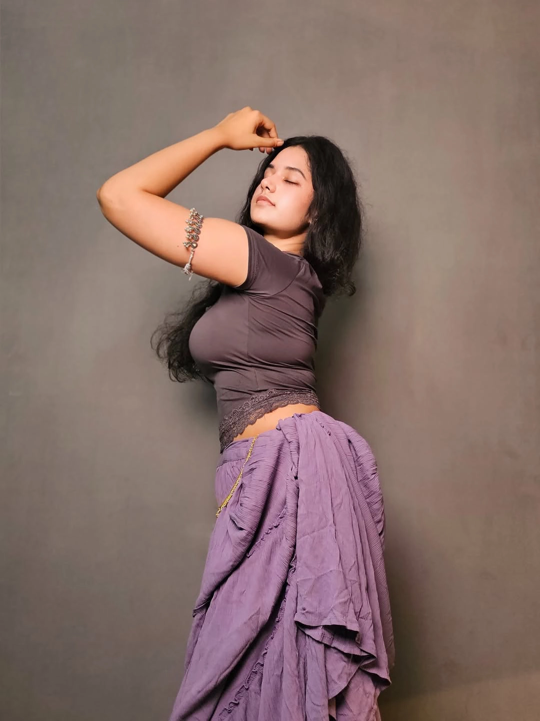 Social Media Fame Ramya Moksha Entry in Telugu Bigg Boss 9