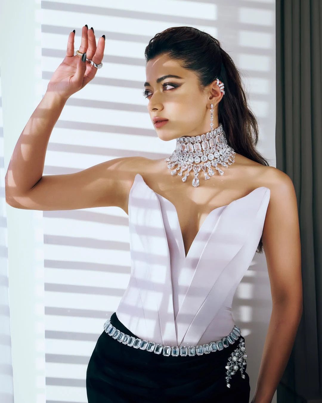 Rashmika Mandanna Mesmerizing Looks in Modern Dress