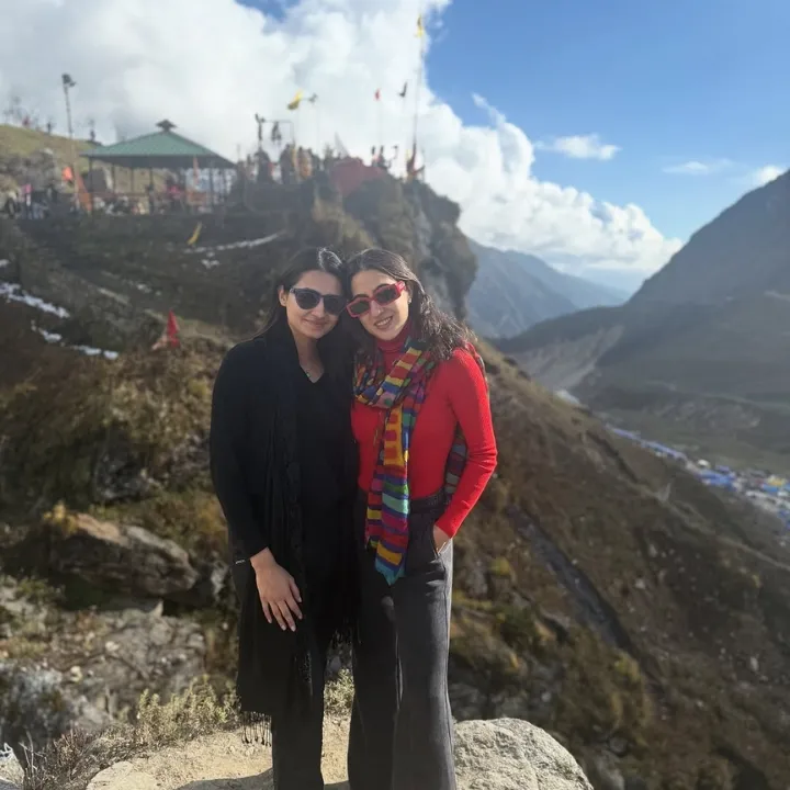 Sara Ali Khan Kedarnath visited Photos