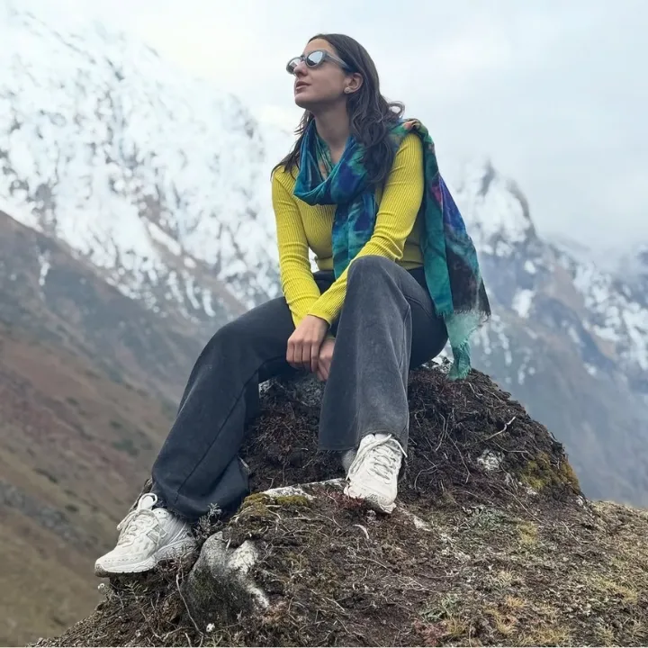 Sara Ali Khan Kedarnath visited Photos