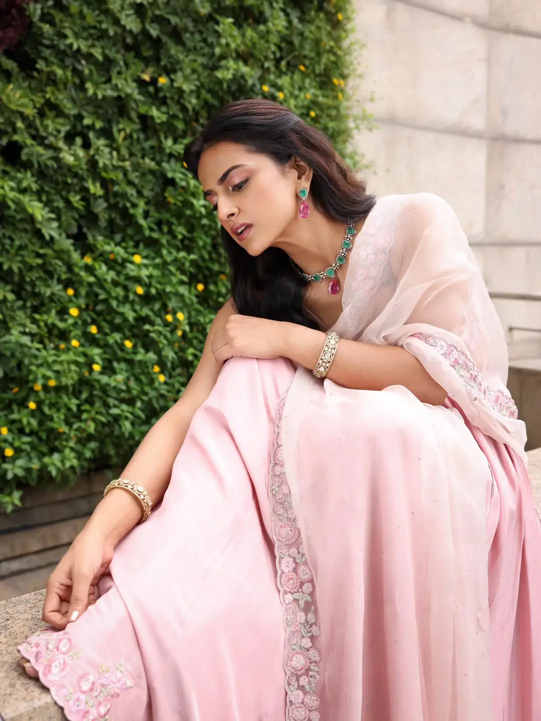 Shraddha Srinath is shaking up social media with a pink dress.