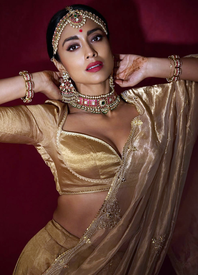 Shriya Saran latest photoshoot goes viral on social media