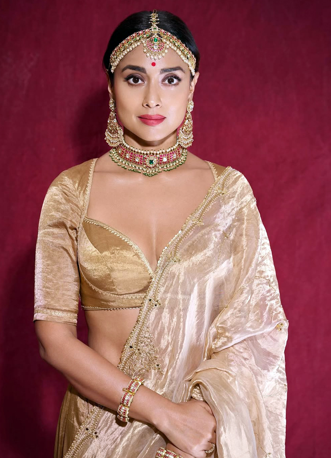 Shriya Saran latest photoshoot goes viral on social media