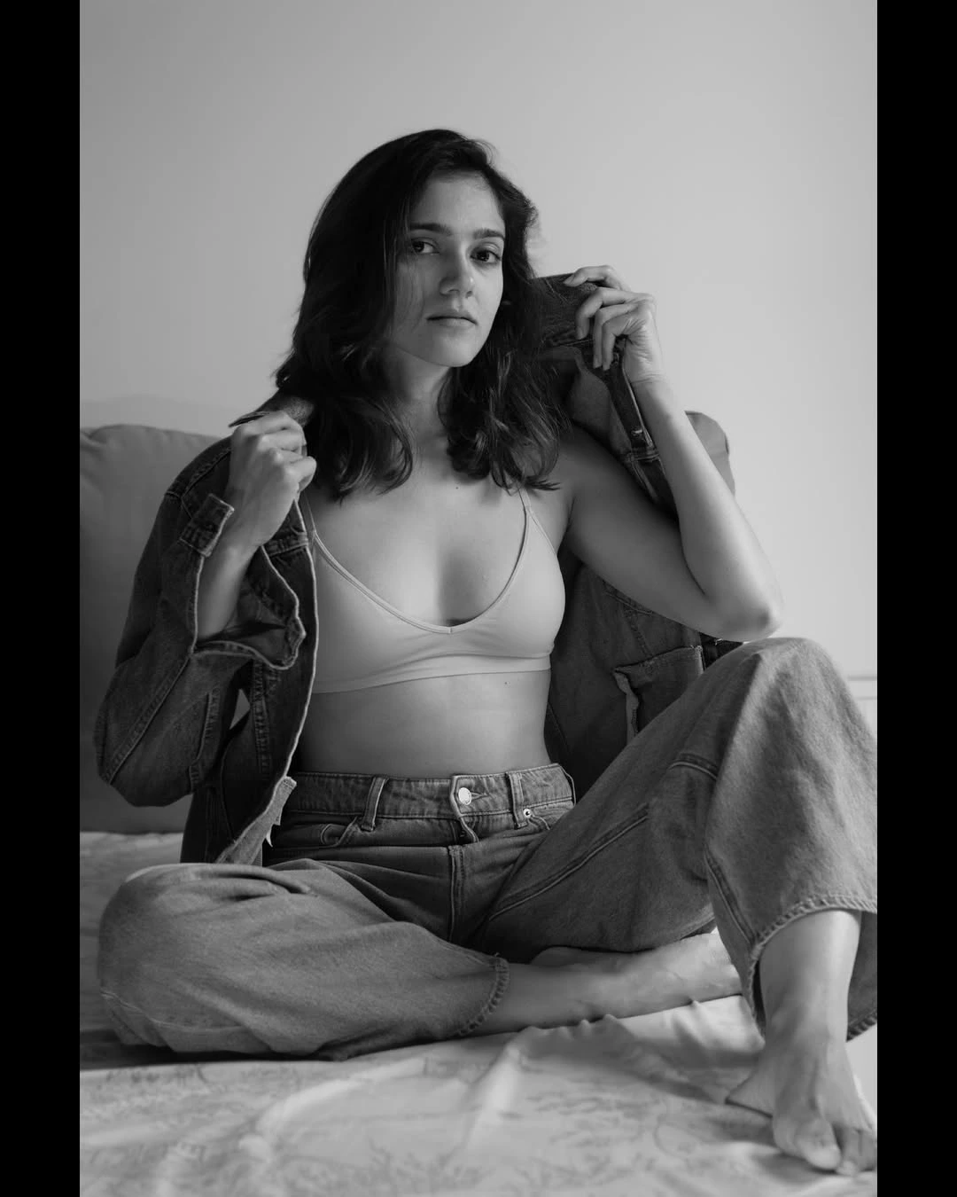 Simran Choudhary Super Poses