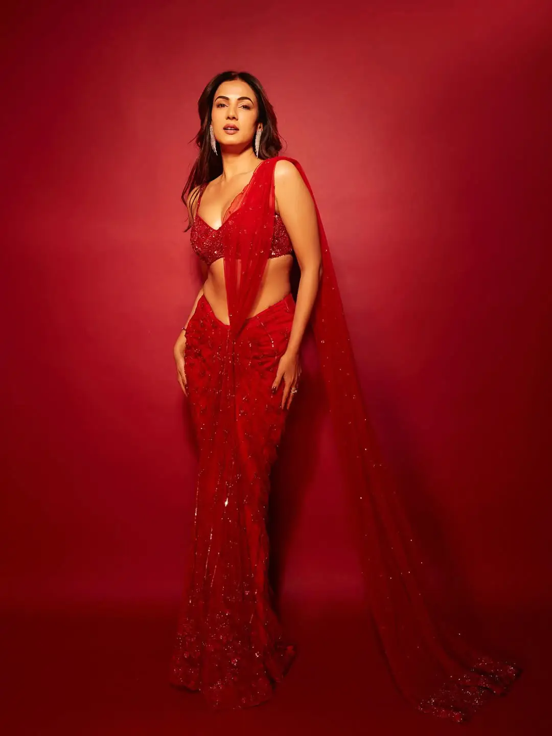 Sonal chauhan latest photoshoot goes viral on social media