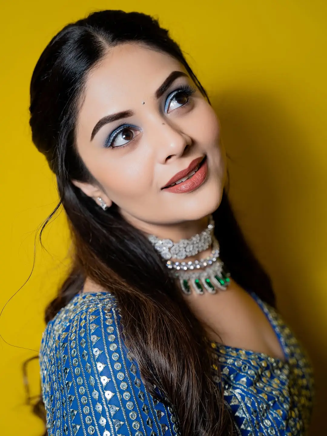 Sreemukhi latest photoshoot goes viral on social media