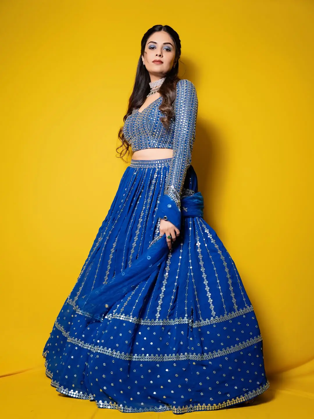 Sreemukhi latest photoshoot goes viral on social media