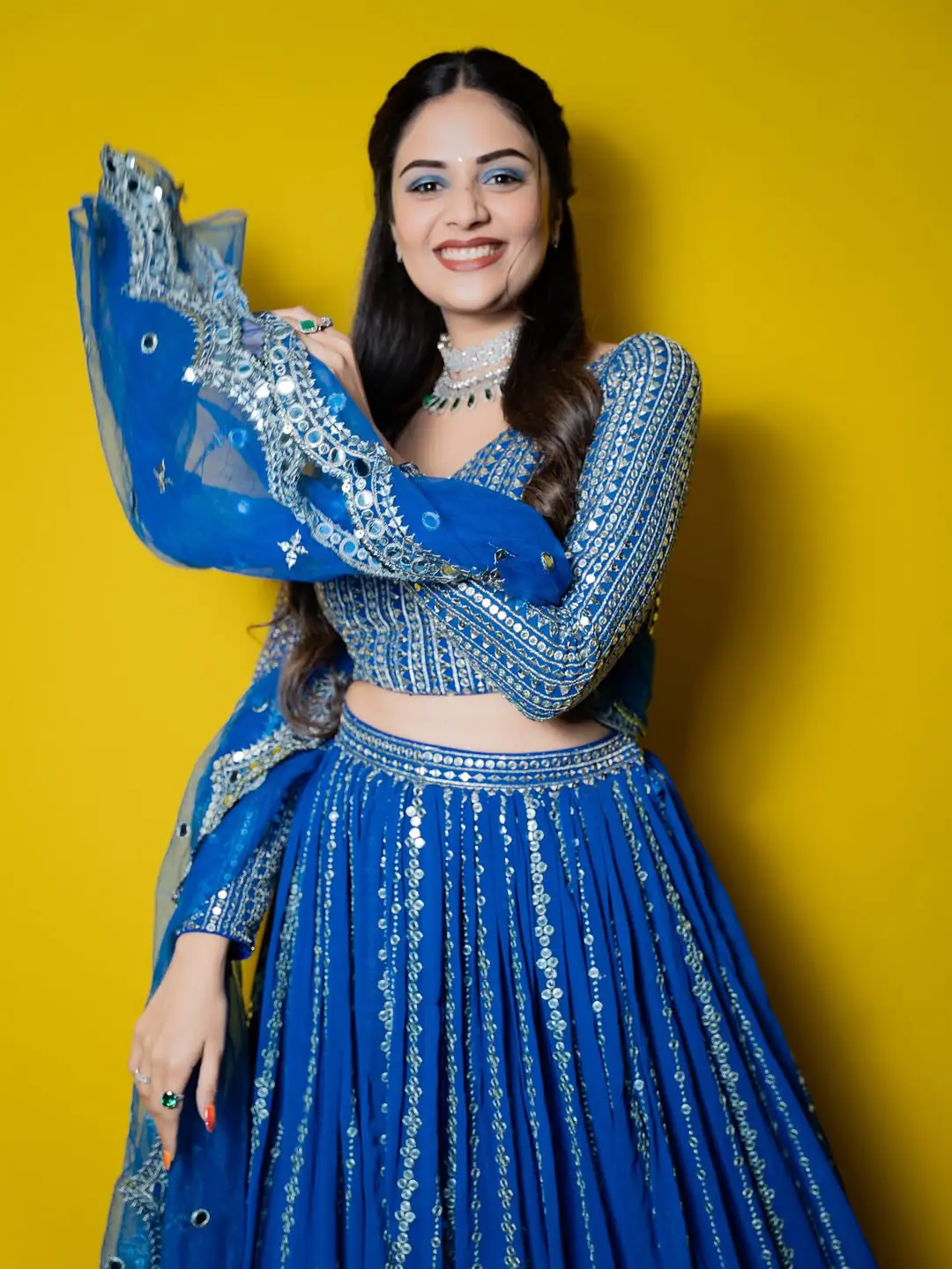 Sreemukhi latest photoshoot goes viral on social media