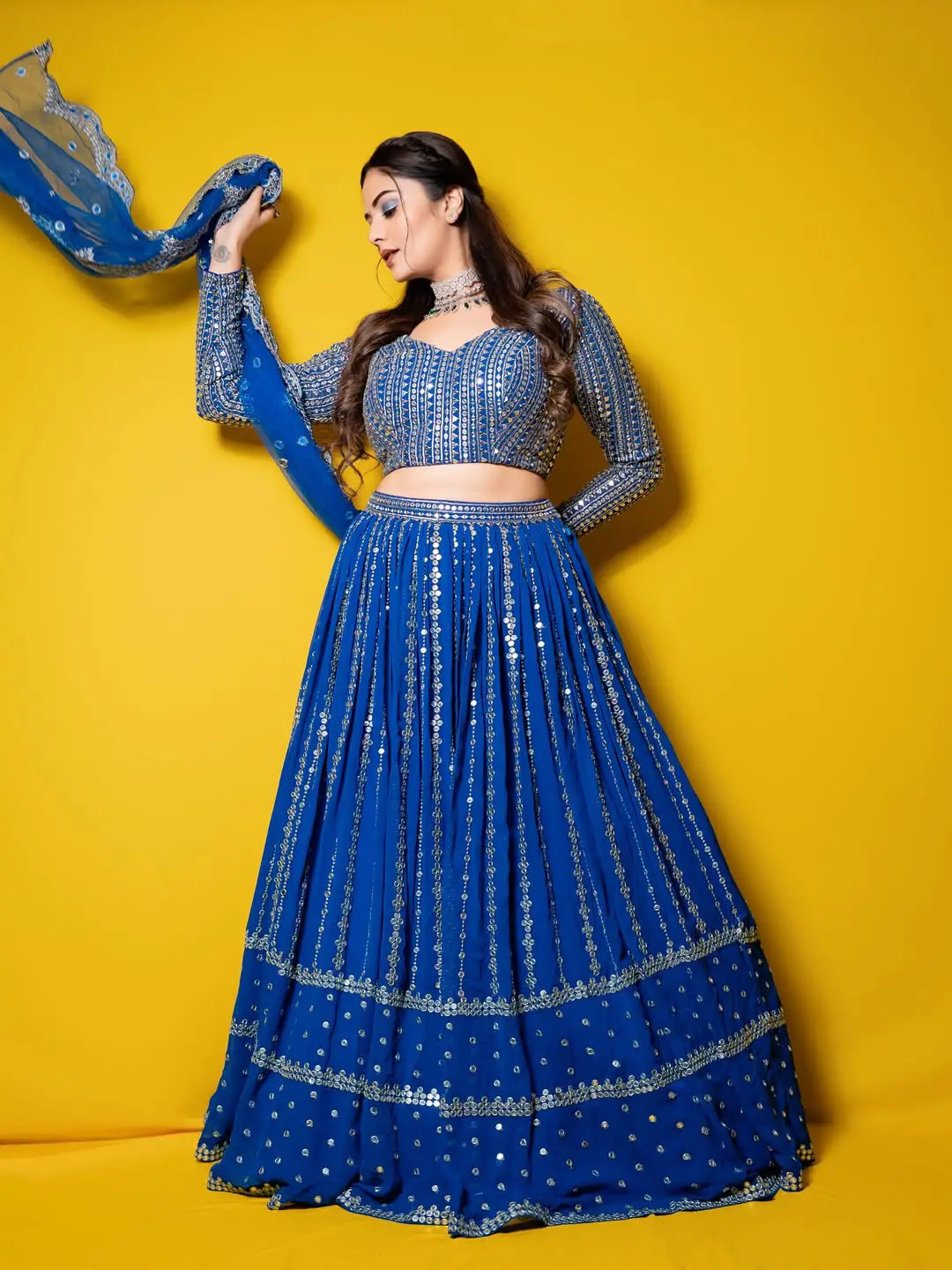 Sreemukhi latest photoshoot goes viral on social media