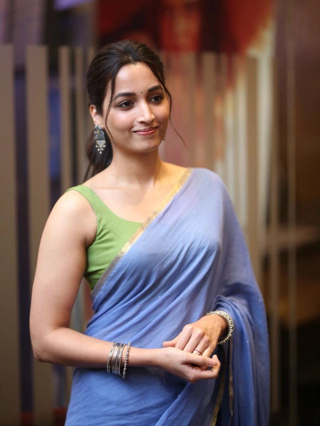 Srinidhi Shetty Stunning Looks in Telusu Kada Trailer Launch Event