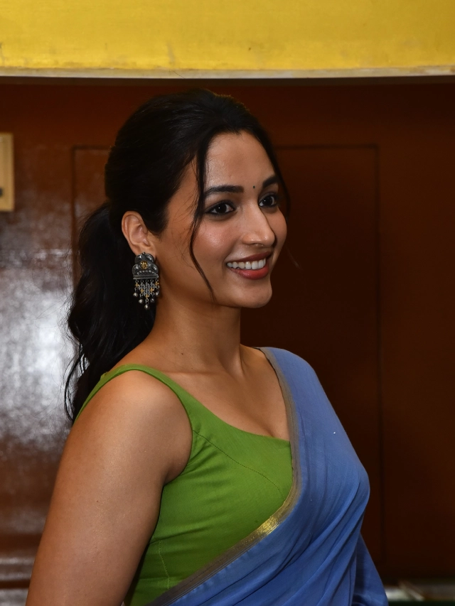 Srinidhi Shetty Stunning Looks in Telusu Kada Trailer Launch Event