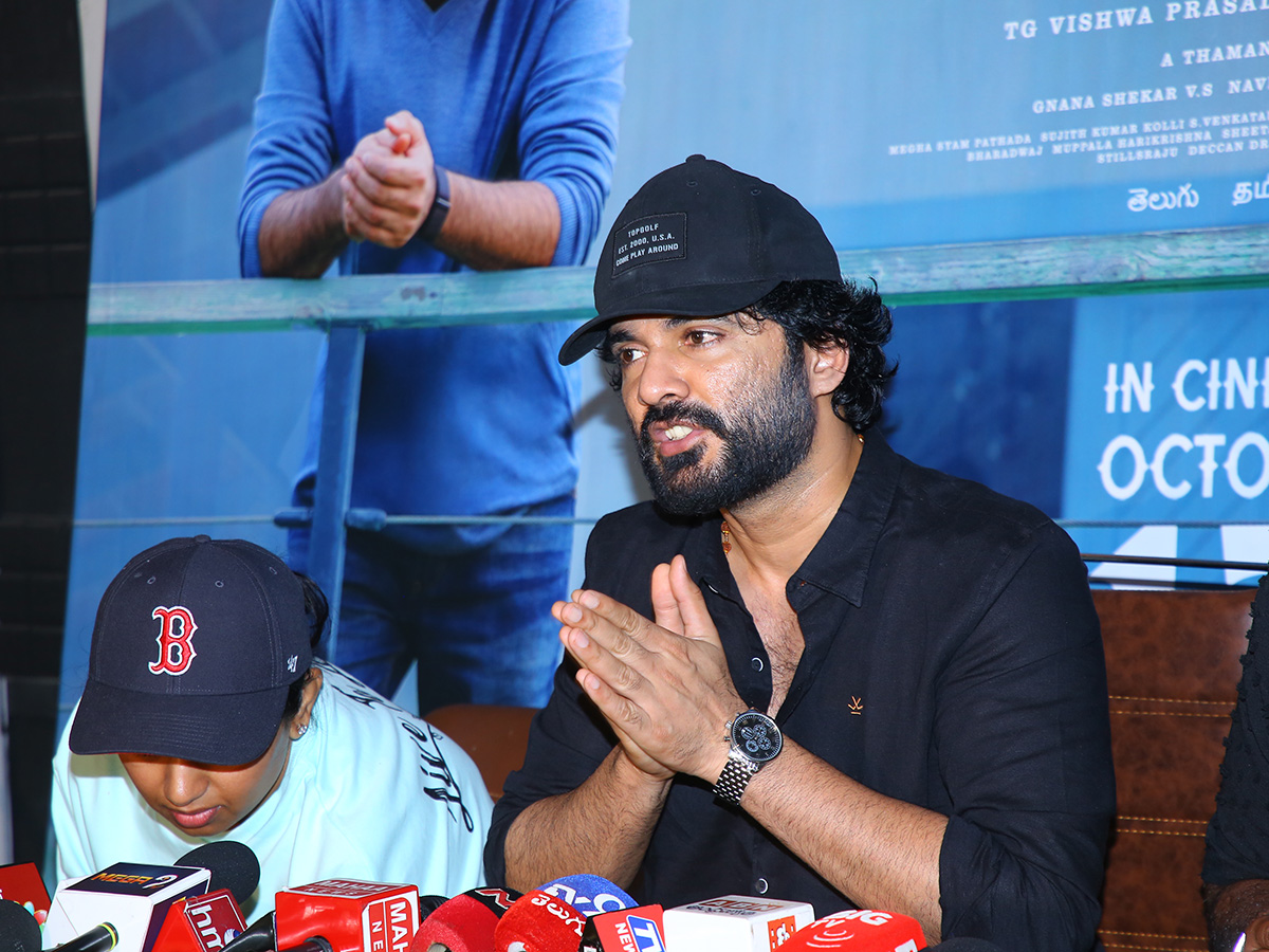 Siddu Jonnalagadda Telusu kada movie success celebrations