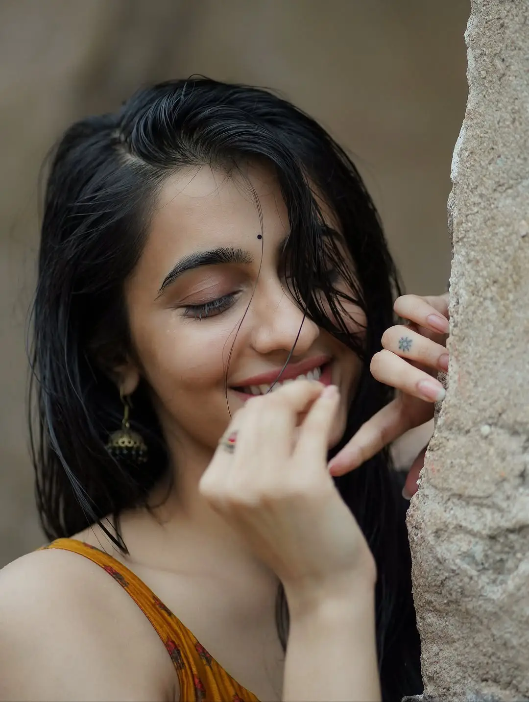 Tollywood heroine Manasa Chowdary latest photoshoot goes viral on social media