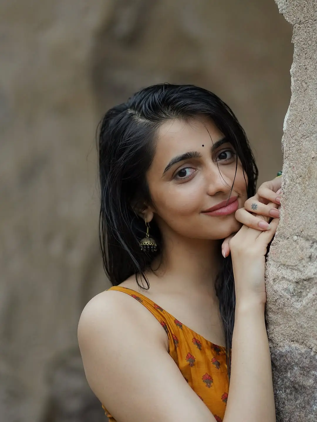 Tollywood heroine Manasa Chowdary latest photoshoot goes viral on social media