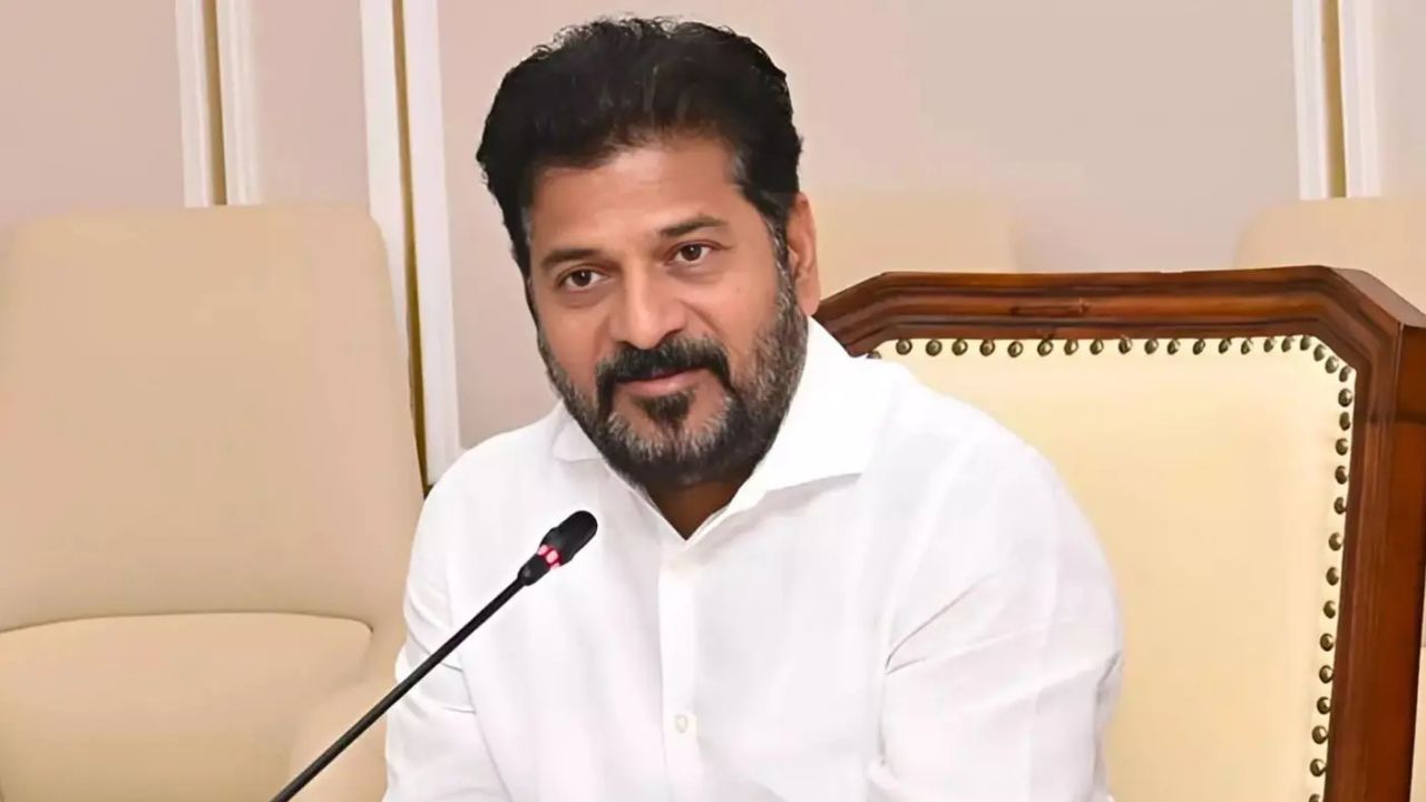 బీసీ రిజర్వేషన్లపై క్యాబినెట్ భేటీలో ఏం తేల్చనున్నారు? జూబ్లీహిల్స్ బైపోల్కు ముందే.. బీసీ రిజర్వేషన్లపై క్యాబినెట్ భేటీలో ఏం తేల్చనున్నారు? జూబ్లీహిల్స్ బైపోల్కు ముందే..