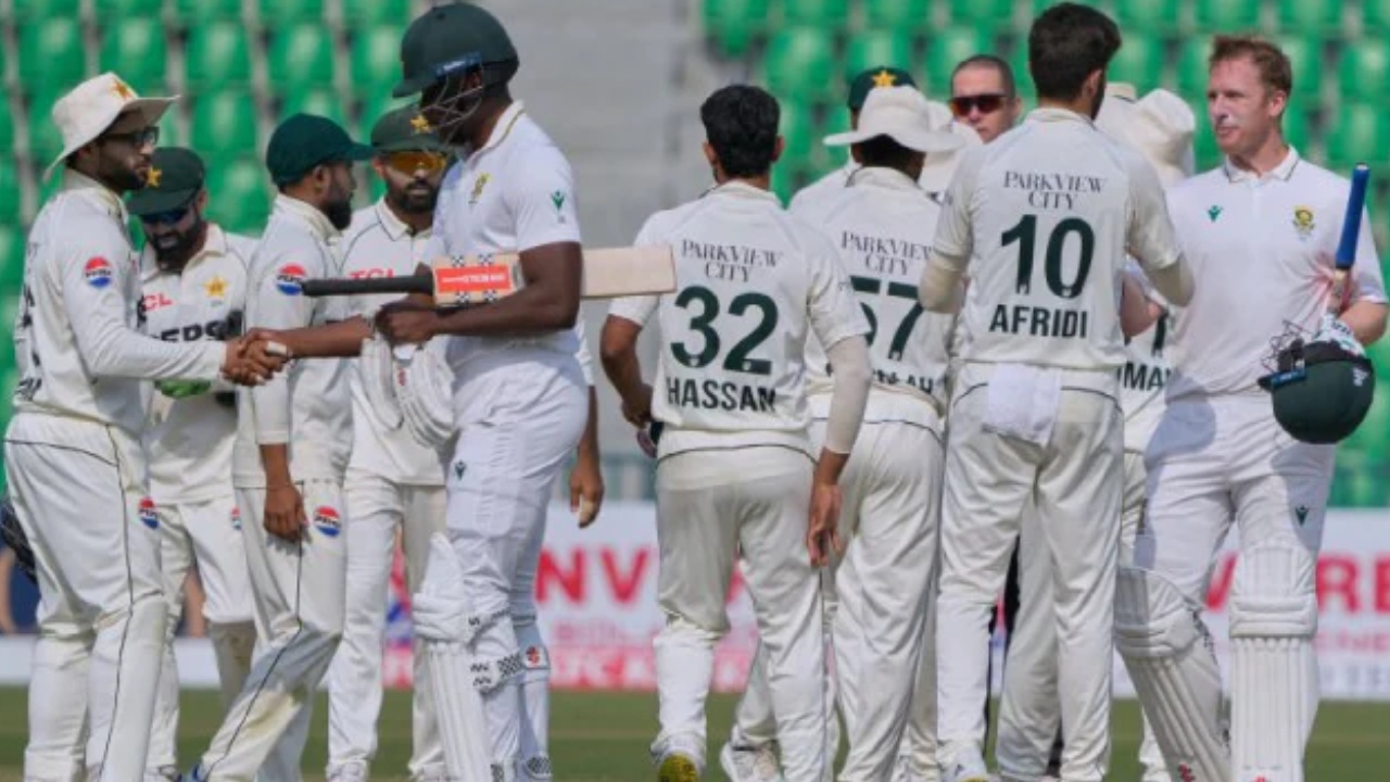 WTC Points Table 2027 : ఒక్క మ్యాచ్తో రెండు నుంచి ఐదుకు పాక్.. డబ్ల్యూటీసీ పాయింట్ల పట్టికలో మెరుగైన భారత స్థానం.. WTC Points Table 2027 : ఒక్క మ్యాచ్తో రెండు నుంచి ఐదుకు పాక్.. డబ్ల్యూటీసీ పాయింట్ల పట్టికలో మెరుగైన భారత స్థానం..