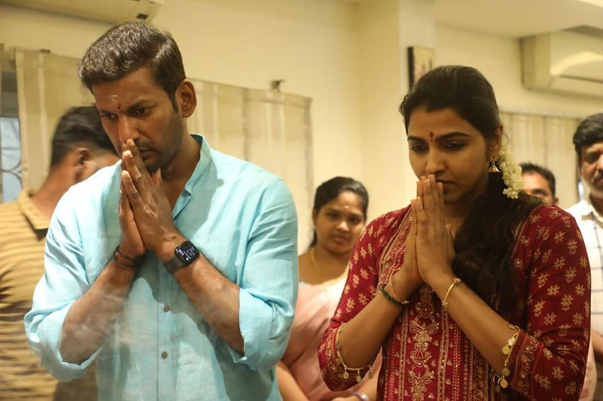 Vishal Sai Dhanshika Dussehra Pooja