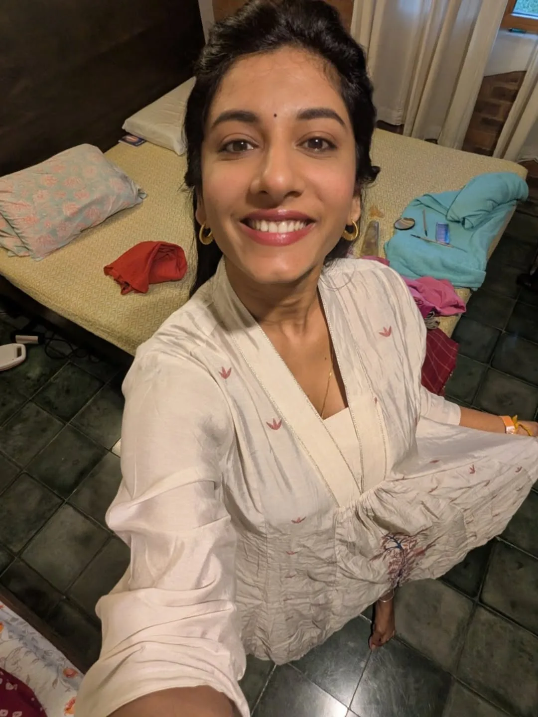 Vishnupriya Bhimeneni Went to Sadhguru Ashram