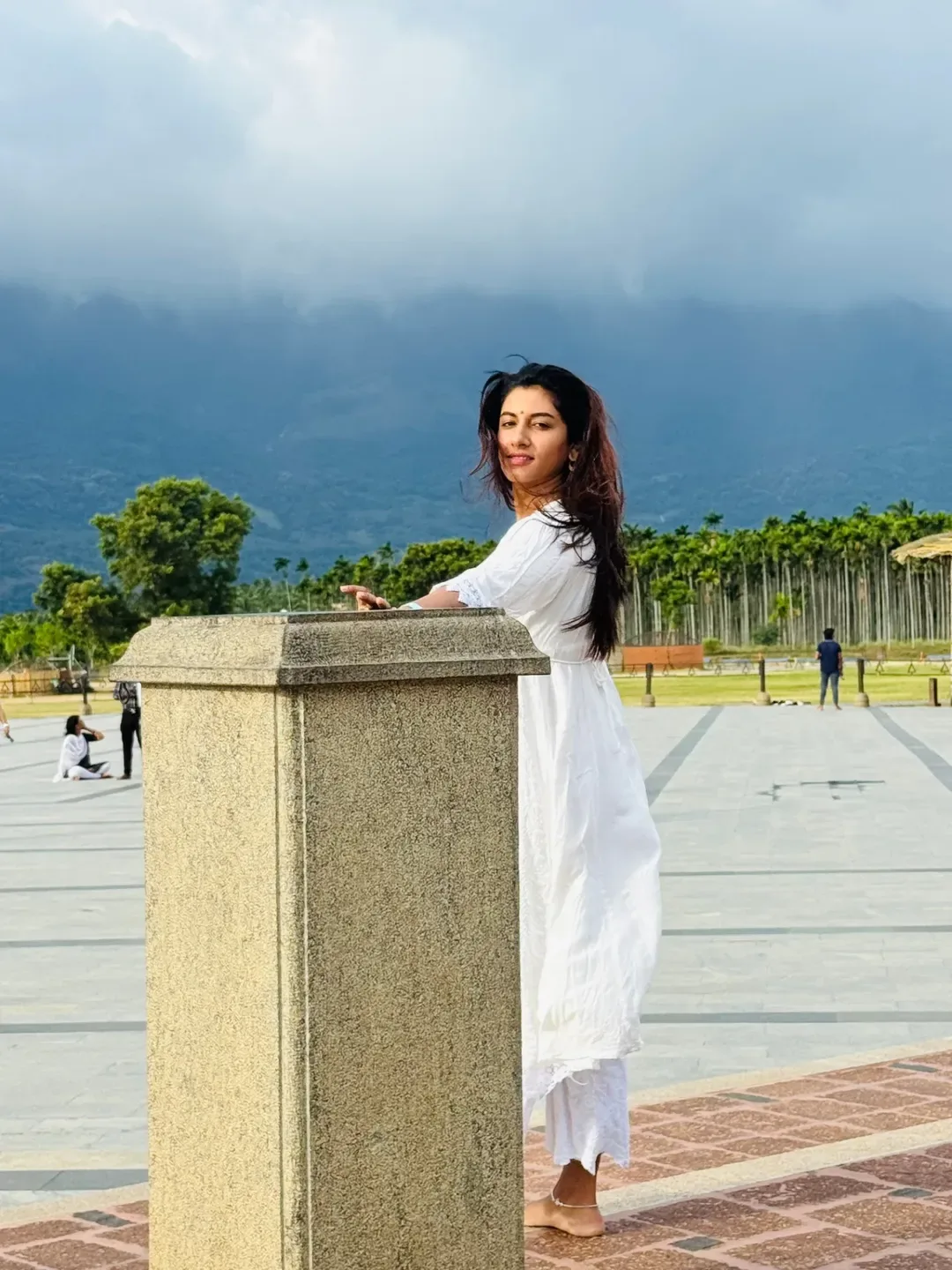 Vishnupriya Bhimeneni Went to Sadhguru Ashram