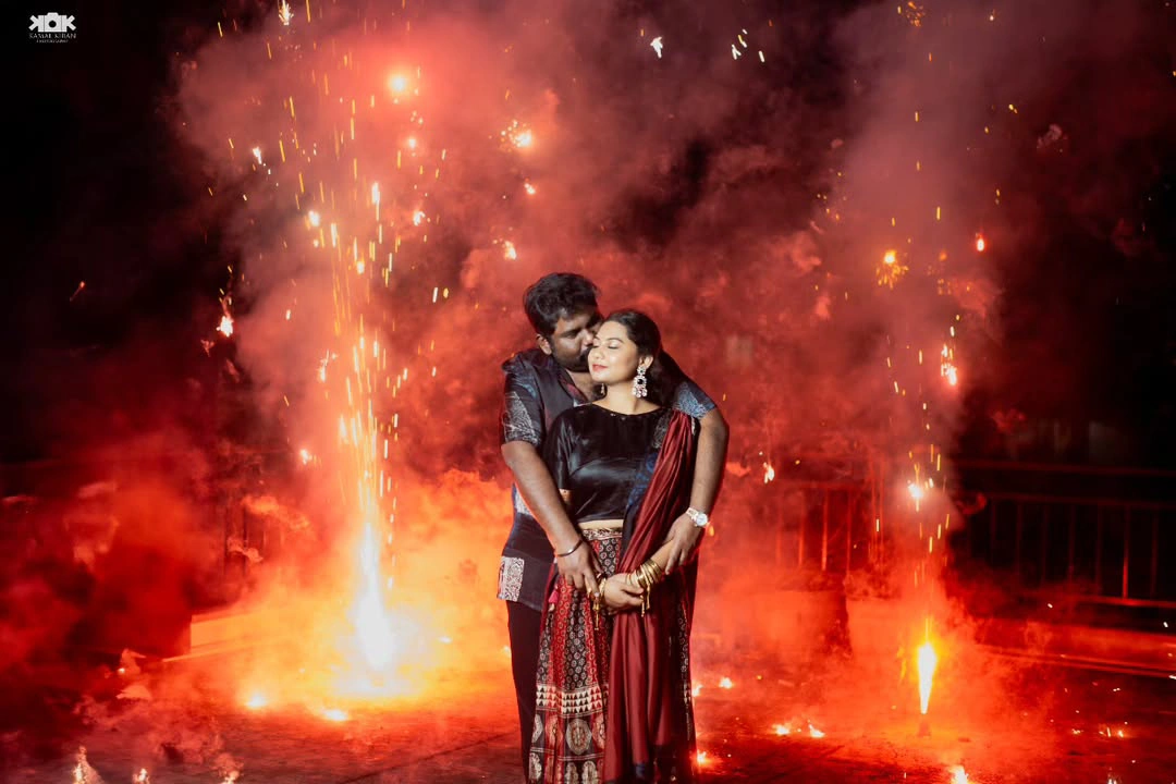 Comedian Viva Harsha Diwali Celebrations with Wife