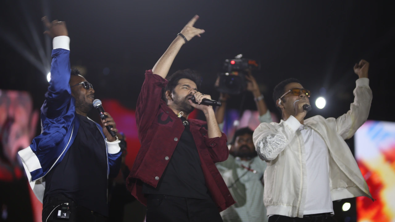 Andhra King Thaluka Musical Live Concert